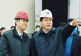 習(xí)近平視察“揚帆”